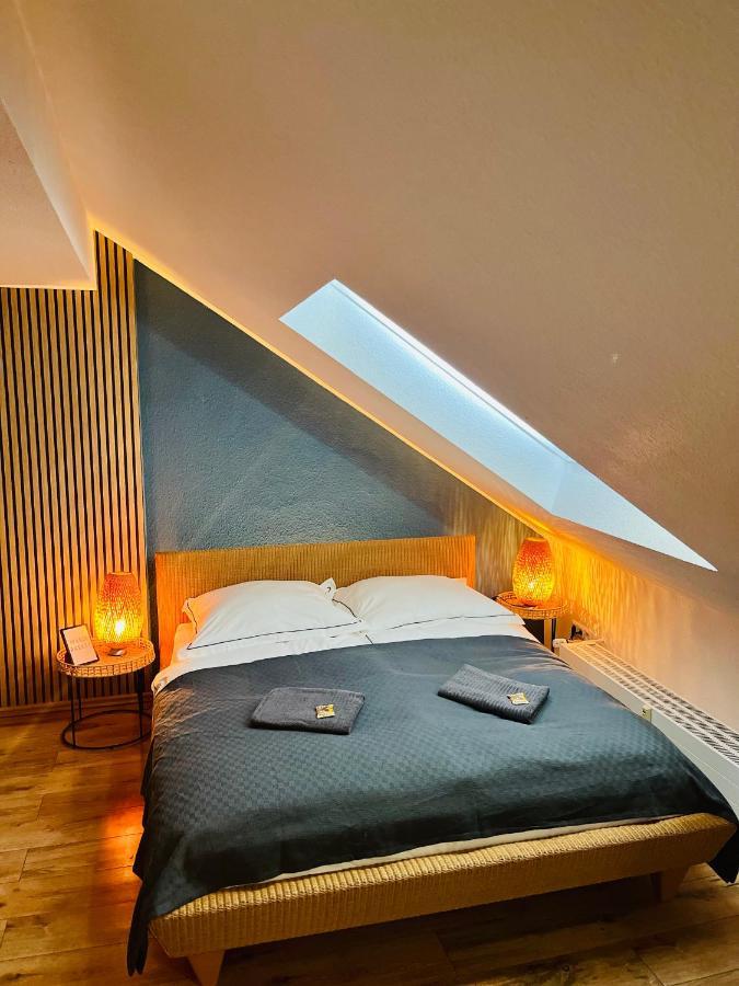 Aycatcherhomes - Top Lage I 4 Personen I 2 Schlafzimmer I Zentral I Altstadt Marburg I Naehe Fluss Lahn I Wlan I Apartment Sirius ภายนอก รูปภาพ