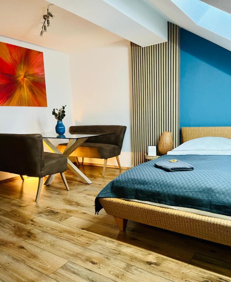 Aycatcherhomes - Top Lage I 4 Personen I 2 Schlafzimmer I Zentral I Altstadt Marburg I Naehe Fluss Lahn I Wlan I Apartment Sirius ภายนอก รูปภาพ